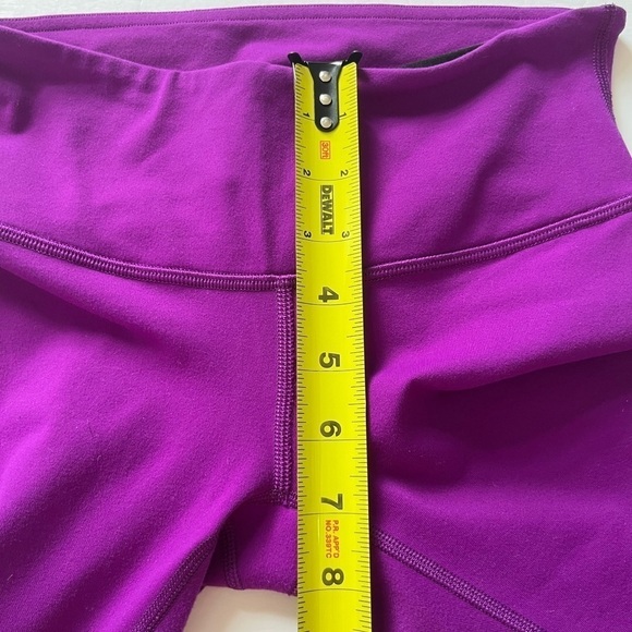 Lululemon Wunder Under Crop III and Never Still Crop 21” Both size 2 - Picture 13 of 16